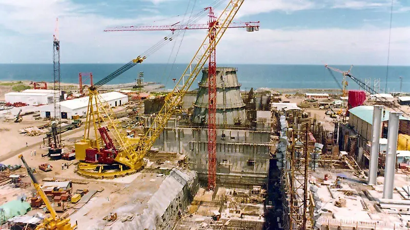 Construcción Laguna Verde